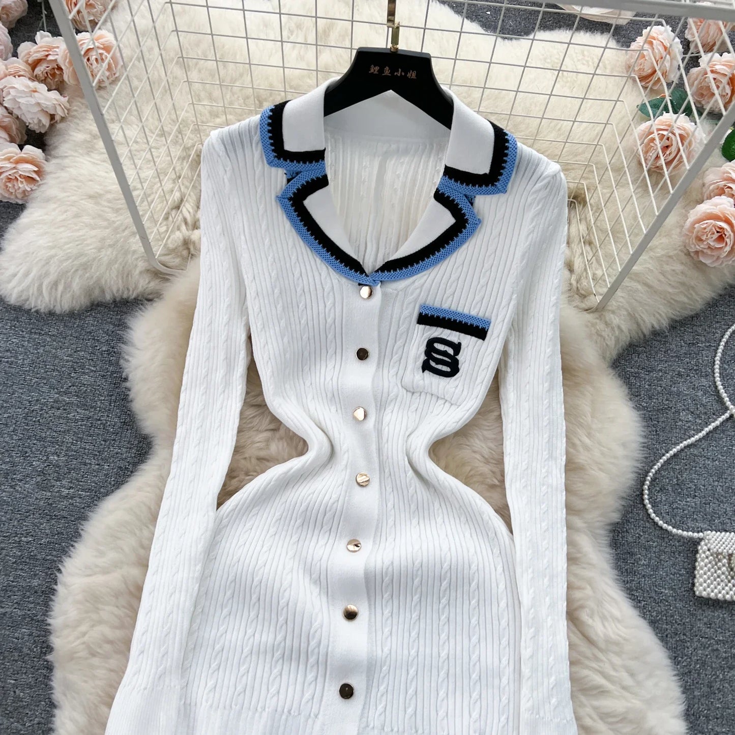 Women Elegant Knitted Dress Spring Autumn Long Sleeve Sexy V-neck Bodyon Dresses Ladies Slim A-line Single Breasted Sweater Robe