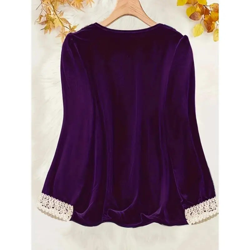 Plus Size Women's Long Sleeved V-neck Lace Top Elegant Solid Color Casual Velvet Pullover