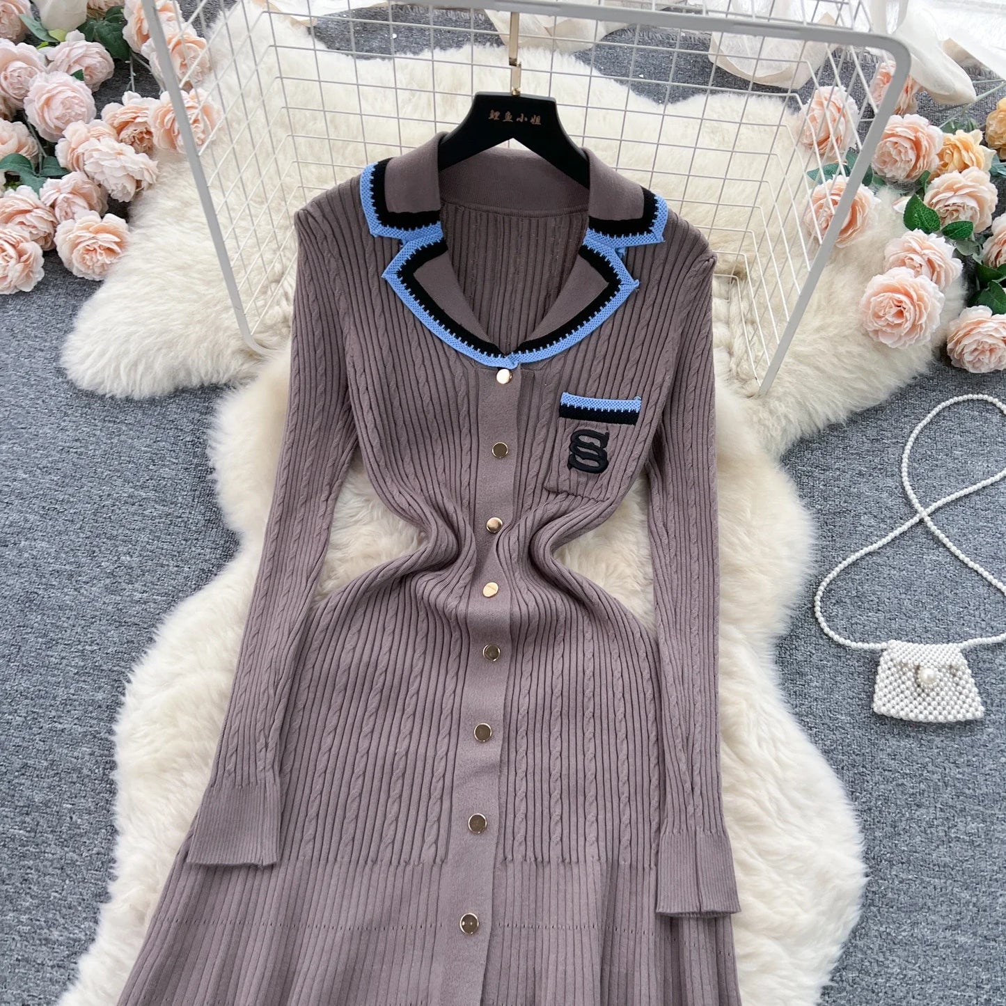 Women Elegant Knitted Dress Spring Autumn Long Sleeve Sexy V-neck Bodyon Dresses Ladies Slim A-line Single Breasted Sweater Robe