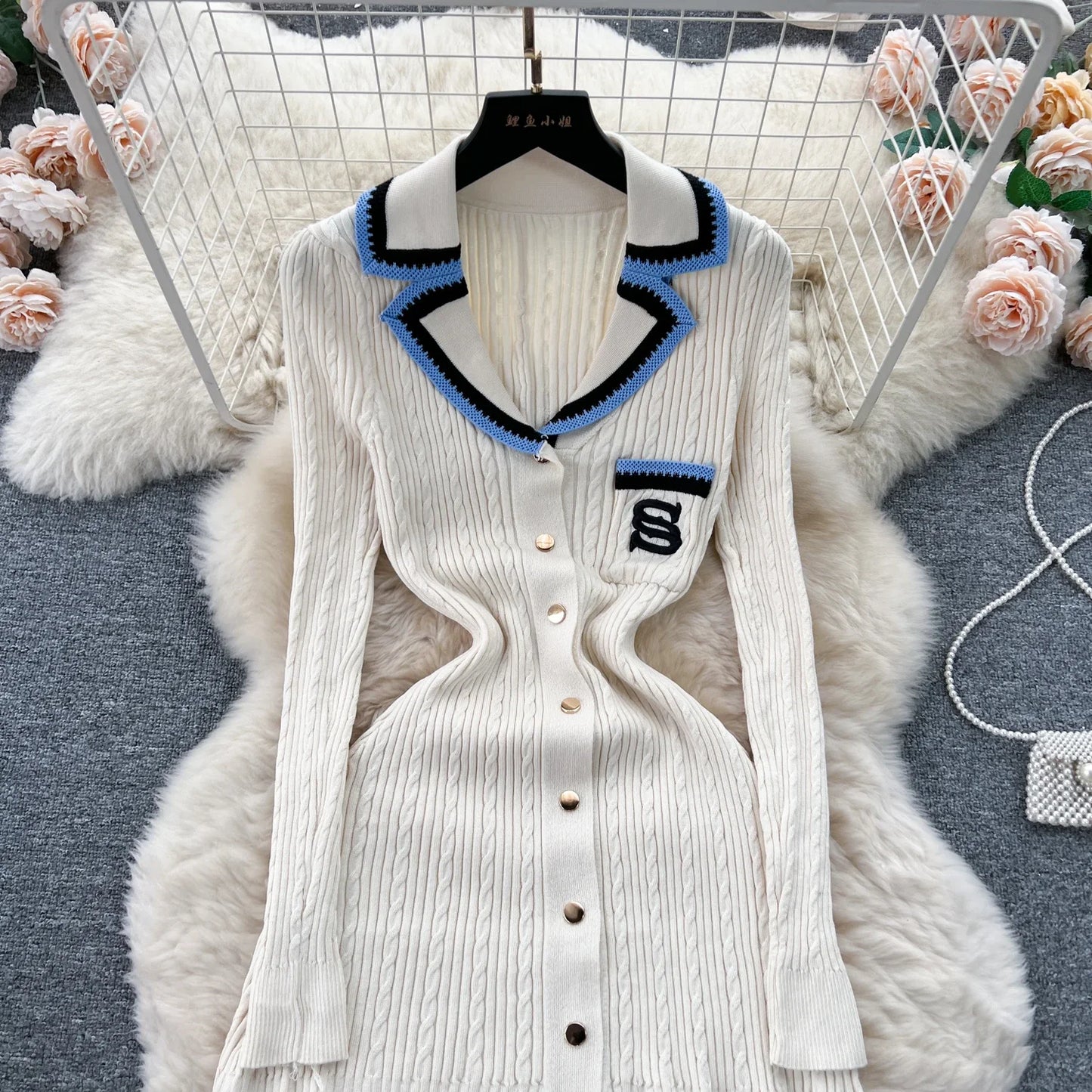 Women Elegant Knitted Dress Spring Autumn Long Sleeve Sexy V-neck Bodyon Dresses Ladies Slim A-line Single Breasted Sweater Robe